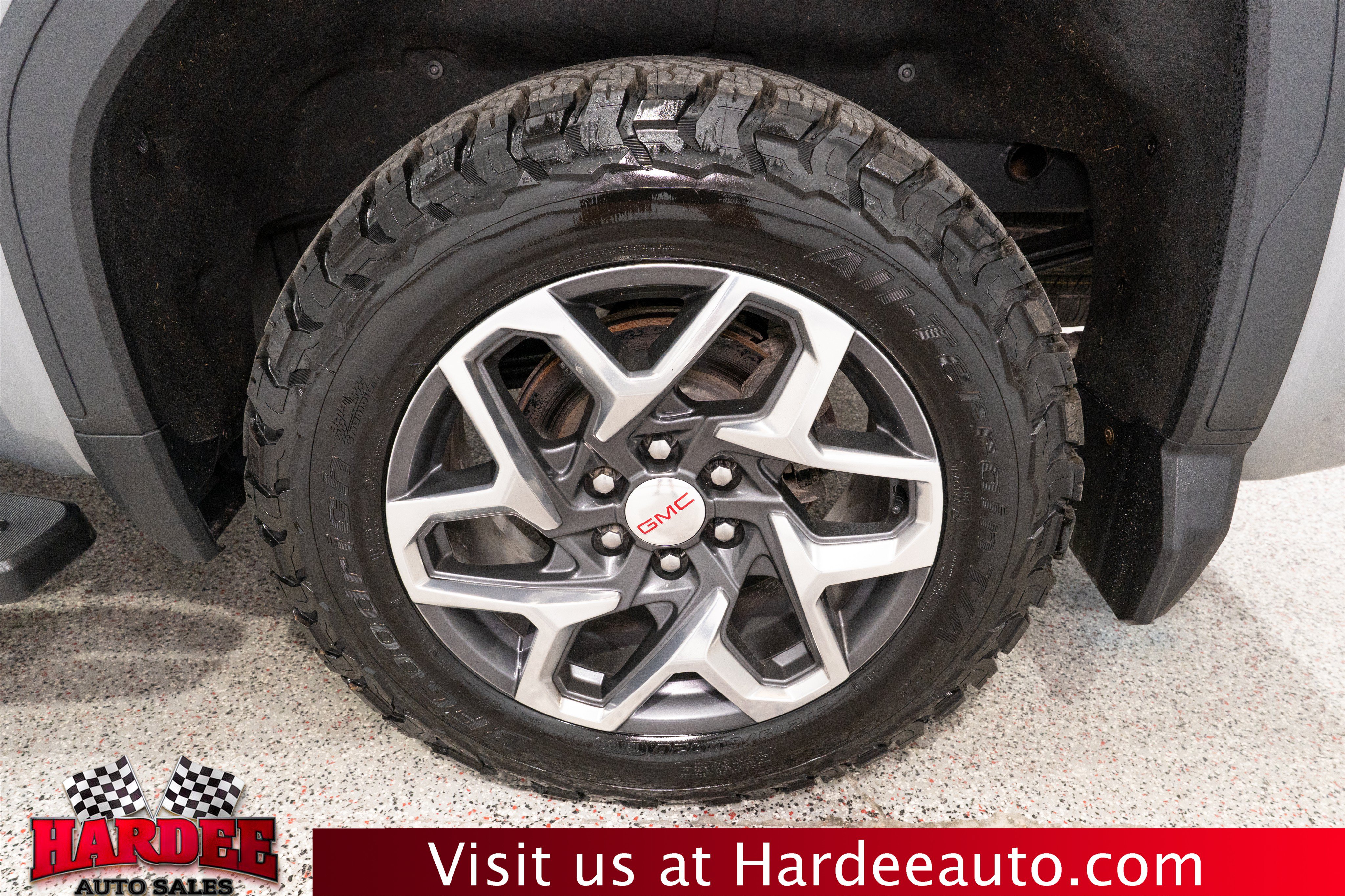 Used 2024 GMC Sierra 1500 SLT w/ SLT Premium Plus Package AWD/4WD image 10