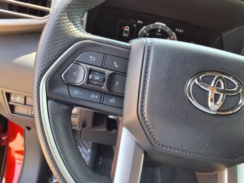 Certified 2025 Toyota Tundra Limited AWD/4WD image 22