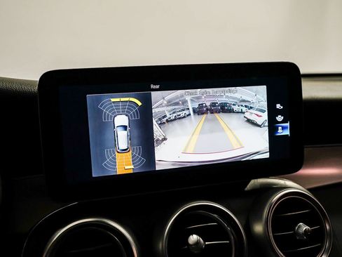 Certified 2022 Mercedes-Benz GLC 300 image 22