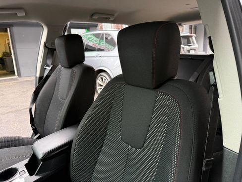 Used 2017 GMC Terrain SLE image 12