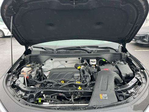 Used 2025 Buick Envista Preferred image 31