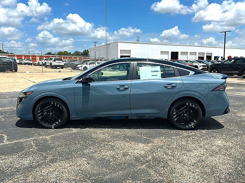 New 2026 Nissan Sentra SR w/ SR All Weather Package FWD image 5