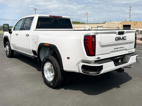 Used 2024 GMC Sierra 3500 Denali Ultimate image 15
