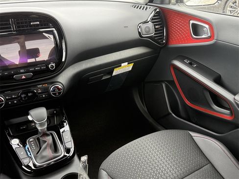 New 2025 Kia Soul GT-Line w/ GT-Line Technology Package image 17