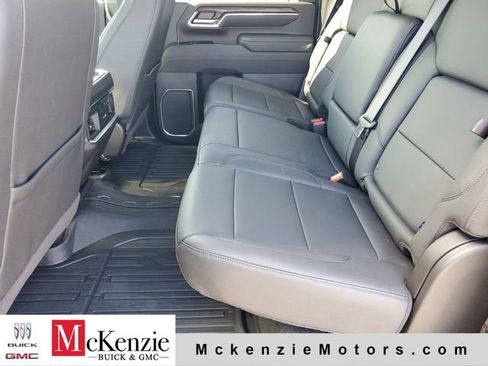 New 2026 GMC Sierra 3500 SLT w/ SLT Premium Package AWD/4WD image 21