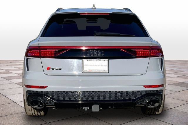 Used 2024 Audi RS Q8 AWD/4WD image 4