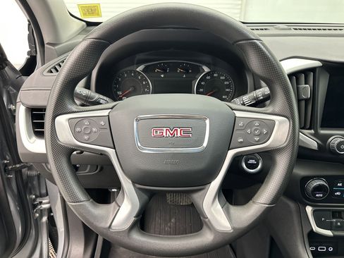 Certified 2024 GMC Terrain SLE w/ Driver Convenience Package FWD image 16