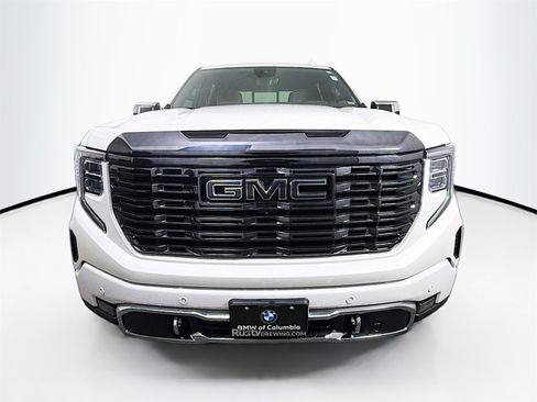 Used 2022 GMC Sierra 1500 Denali Ultimate image 2