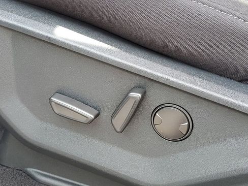 New 2025 Ford F150 XLT w/ Equipment Group 302A MID image 8