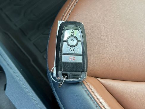 Certified 2024 Ford Maverick Lariat AWD/4WD image 14