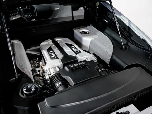 Used 2008 Audi R8 V8 image 41