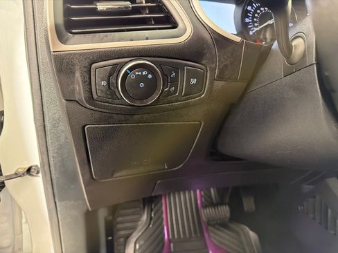 Used 2019 Ford Edge SEL w/ Equipment Group 201A AWD/4WD image 13