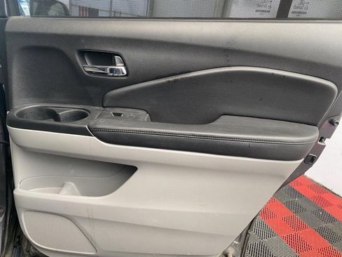 Used 2019 Honda Pilot EX-L image 10