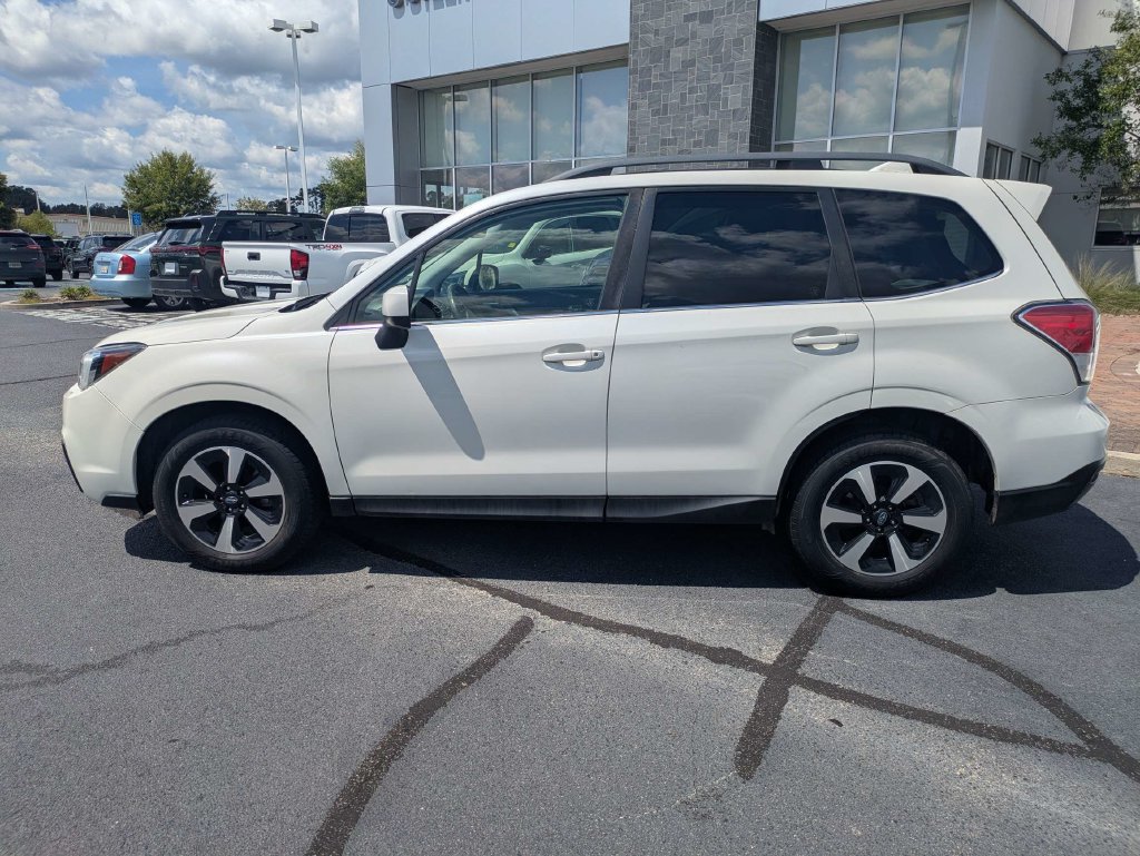 Used 2017 Subaru Forester 2.5i Limited w/ Popular Package #1 AWD/4WD image 8