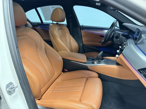 Used 2020 BMW 530i w/ M Sport Package RWD image 31