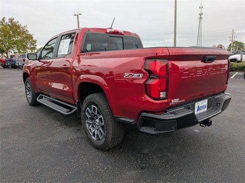 Used 2023 Chevrolet Colorado Z71 w/ Z71 Convenience Package 2 image 5