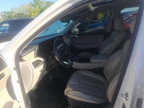 Used 2021 Hyundai Palisade Limited image 8