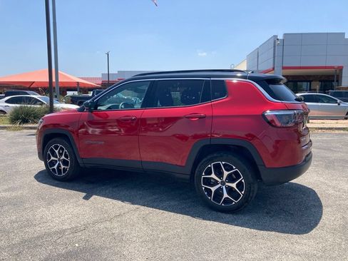 Used 2025 Jeep Compass Limited AWD/4WD image 6
