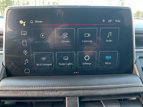 Used 2023 GMC Yukon SLT image 27