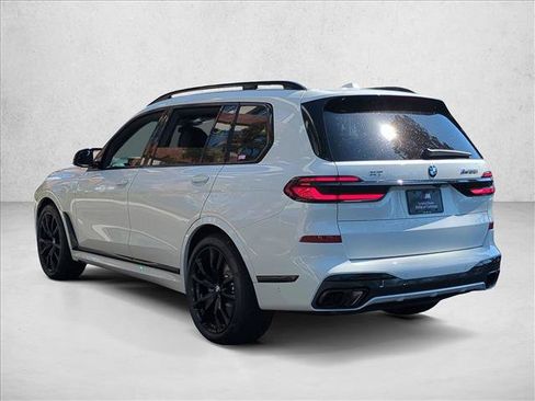 New 2026 BMW X7 M60i AWD/4WD image 3