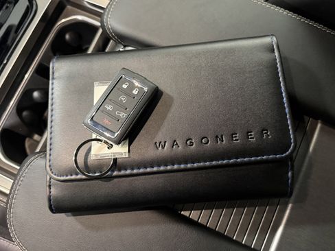 New 2026 Jeep Grand Wagoneer Limited image 23