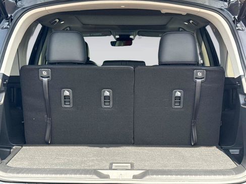 Certified 2025 Honda Pilot Elite image 12