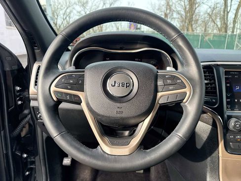 Used 2016 Jeep Grand Cherokee Laredo w/ Quick Order Package 23E image 23