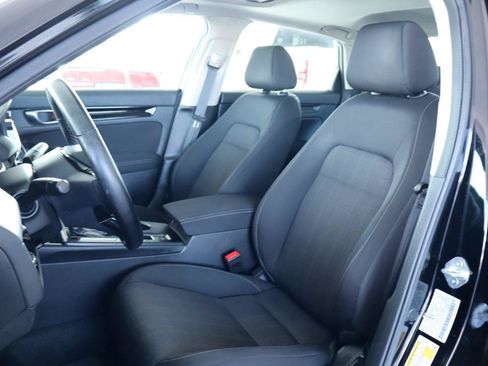 Used 2023 Honda Civic EX image 16