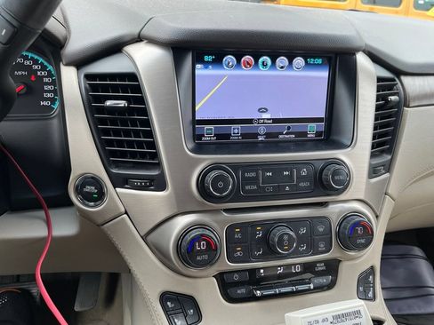 Used 2018 GMC Yukon XL Denali w/ Open Road Package AWD/4WD image 15