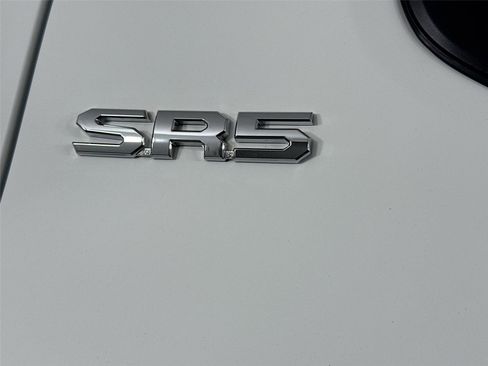 Certified 2024 Toyota Tacoma SR5 AWD/4WD image 15