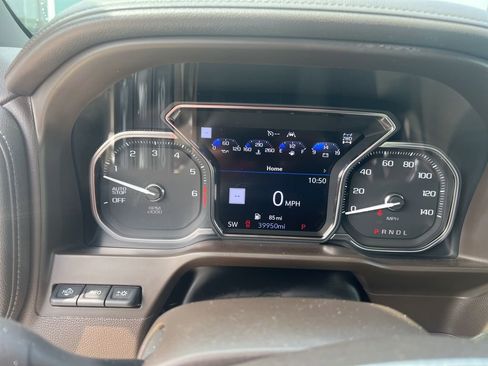 Used 2019 GMC Sierra 1500 Denali w/ Denali Ultimate Package AWD/4WD image 2
