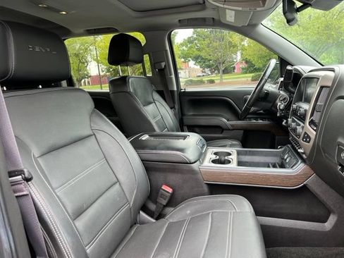 Used 2017 GMC Sierra 1500 Denali w/ Denali Ultimate Package AWD/4WD image 23