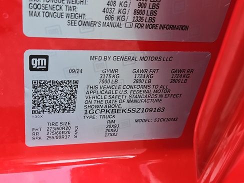 Used 2025 Chevrolet Silverado 1500 Custom w/ Turbomax Blackout Package image 29