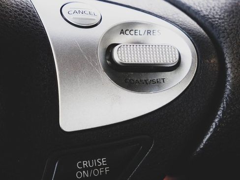 Used 2019 Nissan Sentra SV image 10