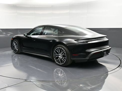 Certified 2023 Porsche Taycan image 3