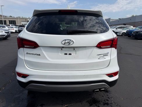 Used 2017 Hyundai Santa Fe Sport image 8