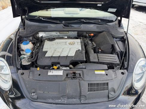 Used 2014 Volkswagen Beetle TDI image 15