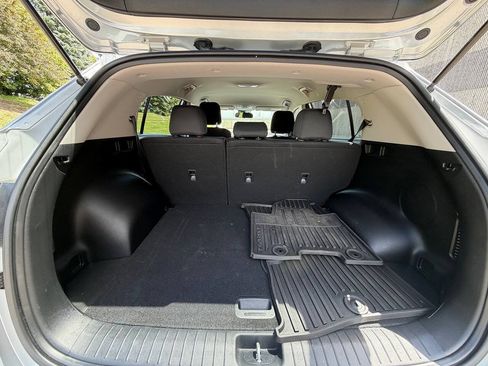 Used 2022 Kia Sportage LX FWD image 4