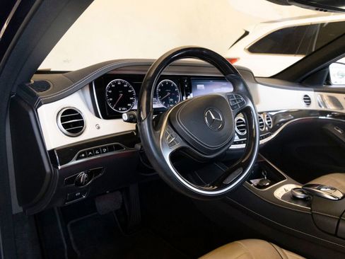 Used 2016 Mercedes-Benz S 550 Sedan image 15