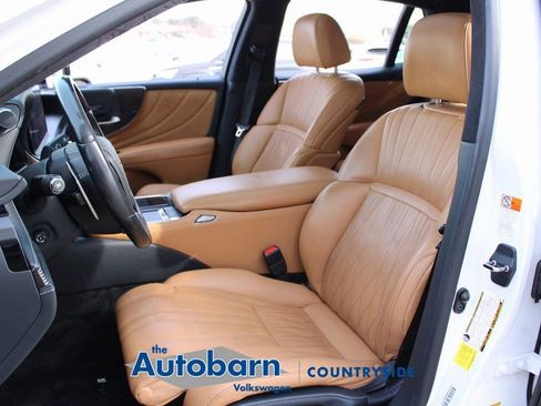 Used 2021 Lexus LS 500h RWD image 7