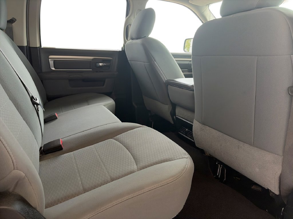 Used 2020 RAM 1500 Classic SLT RWD image 28