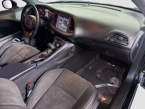 Used 2023 Dodge Challenger R/T w/ Plus Package image 28
