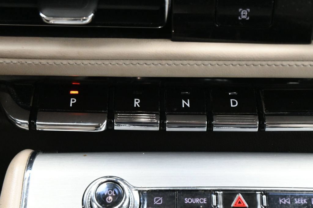 Used 2022 Lincoln Aviator 2WD image 22