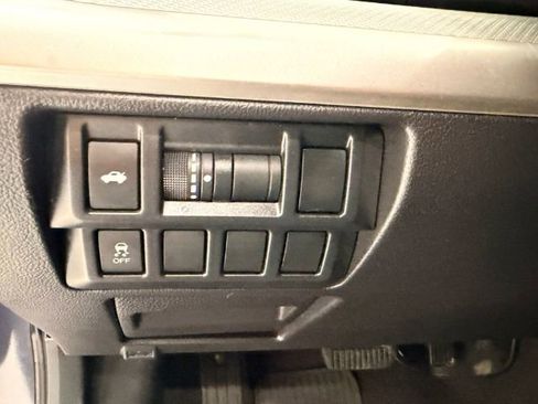 Used 2017 Subaru Legacy 2.5i w/ Alloy Wheel Package image 29