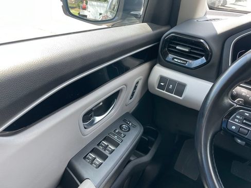 Used 2025 Honda Pilot Touring image 26