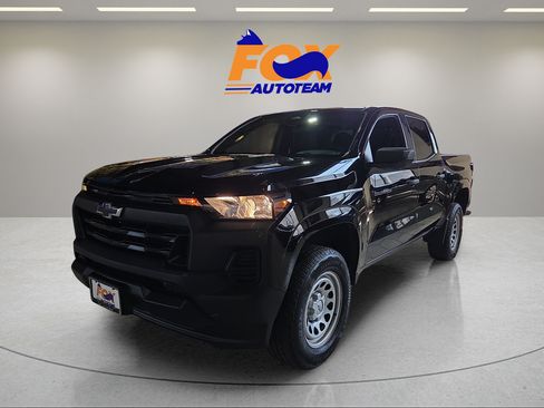 Used 2023 Chevrolet Colorado W/T w/ WT Convenience Package RWD image 1