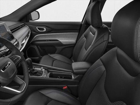 New 2026 Jeep Compass Latitude AWD/4WD image 6