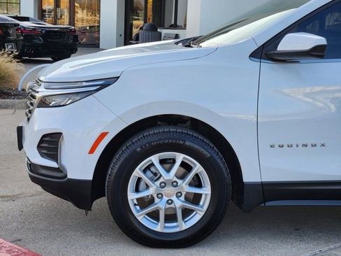 Used 2024 Chevrolet Equinox LT image 15