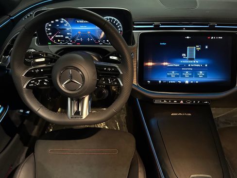 New 2026 Mercedes-Benz E 53 AMG e 4MATIC Sedan image 28