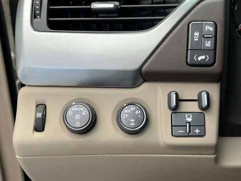Used 2015 Chevrolet Tahoe LTZ AWD/4WD image 26